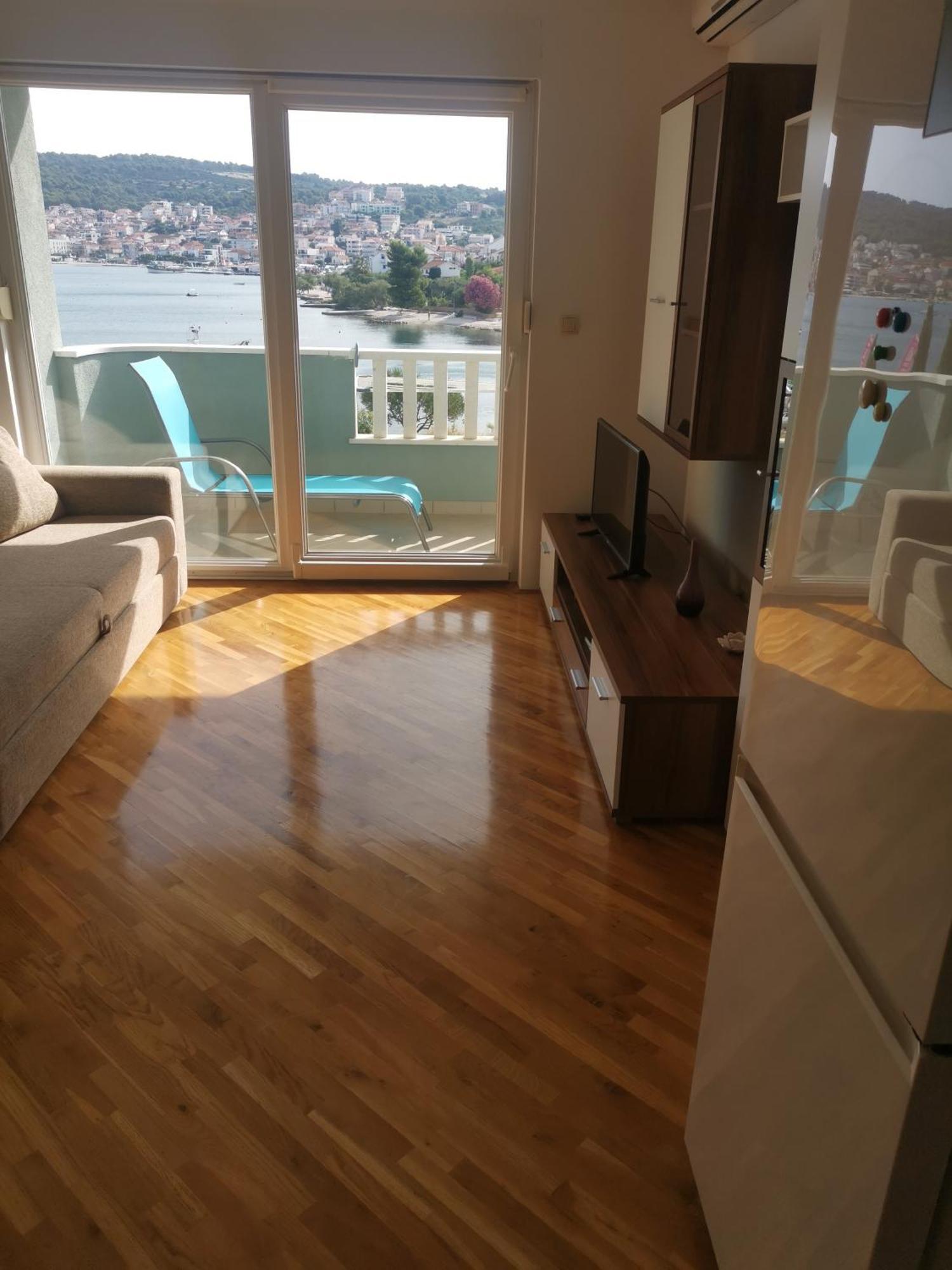 Apartment Croatika On The Beach Trogir Dış mekan fotoğraf