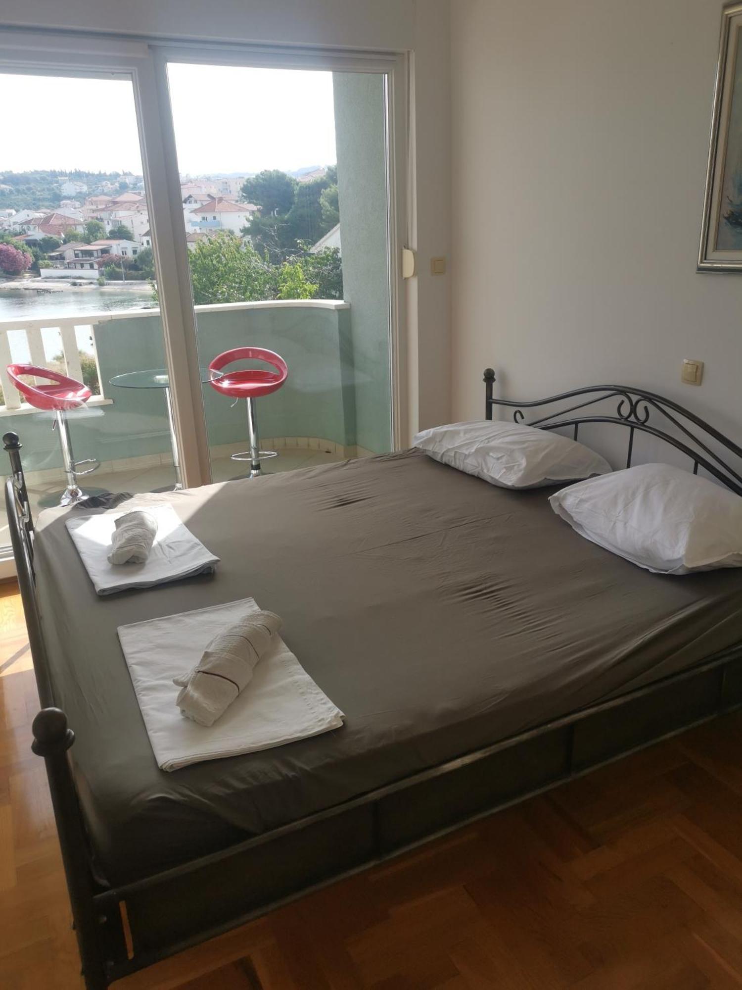 Apartment Croatika On The Beach Trogir Dış mekan fotoğraf