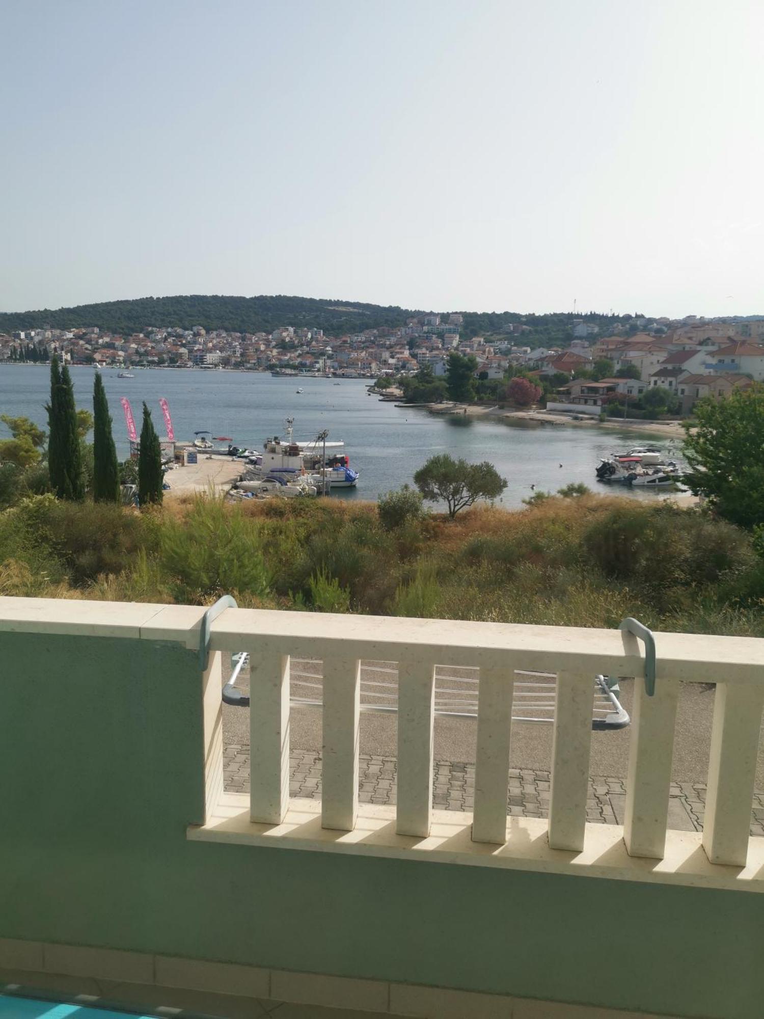 Apartment Croatika On The Beach Trogir Dış mekan fotoğraf